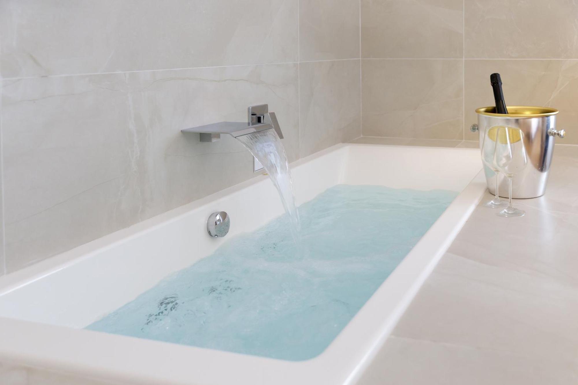 Le Suite Di Bluemoon Cagliari Zewnętrze zdjęcie